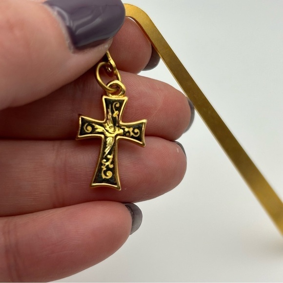 Gold Tone & Black Religious Cross with Dove Classic Quality Bookmark Holder - Picture 3 of 6